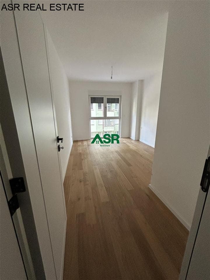 Banesë 97m2 me qira në në Rrugën C, në kompleksin “Aura Residence” (ndërtim nga Real Invest).