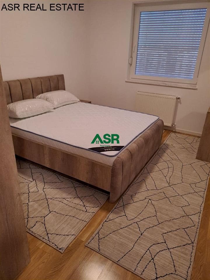 Ofrohet banesa me qira në lagjen Emshir, tek BG Construction 3