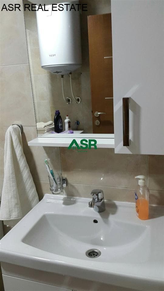 Banesë 104m2 me qira në Tophane 3