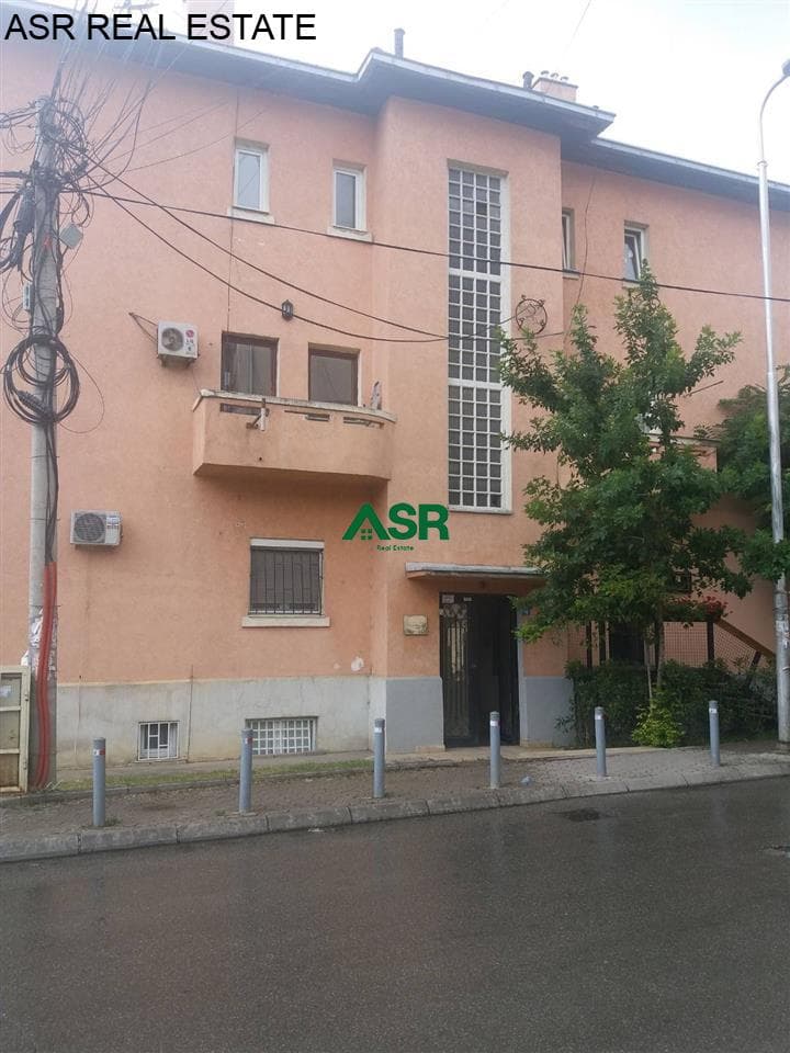 Lëshohet banesa me qira per zyre në lagjen qender 4