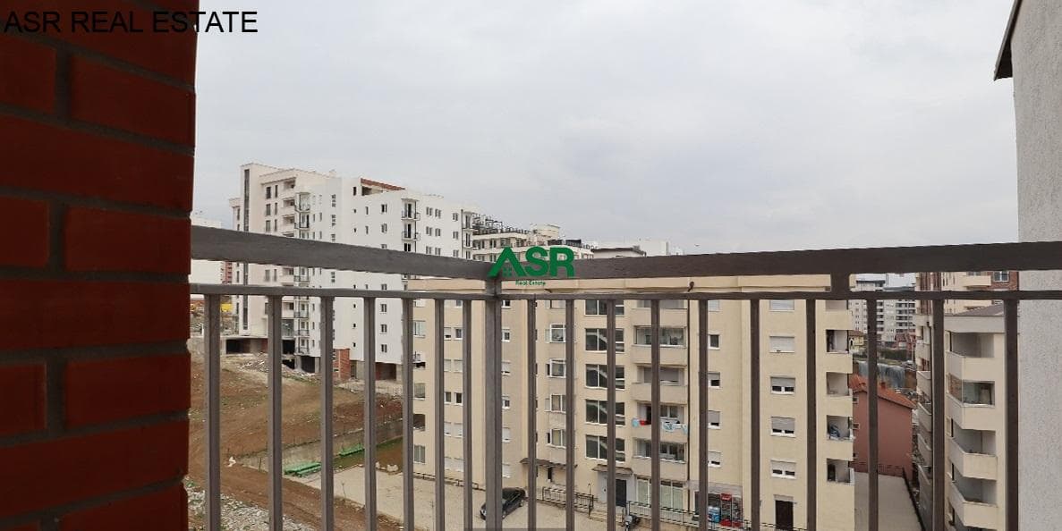 Shitet banesa me qera në lagjën Mati 1
