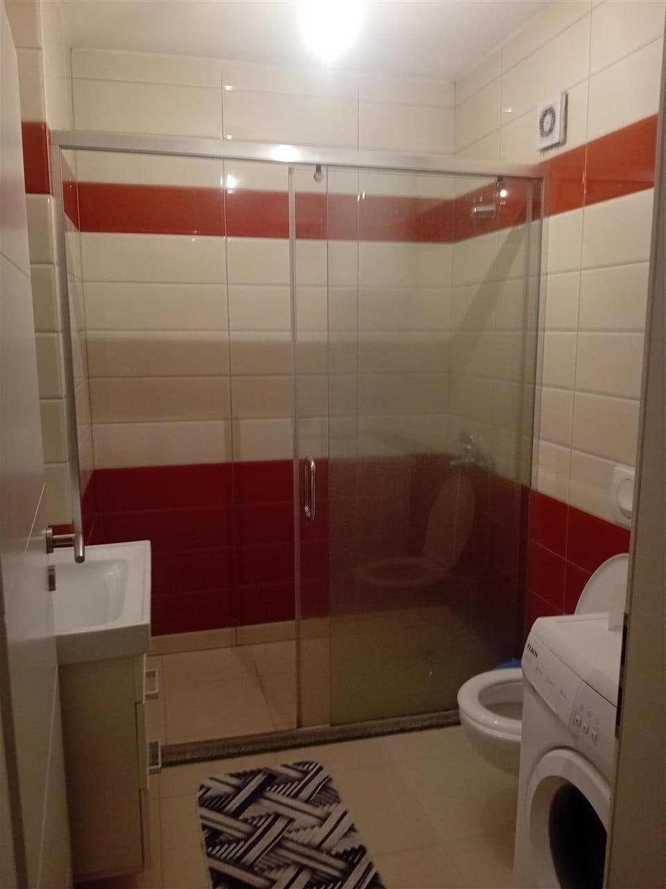 Banesë 54m2 me qira në rr.Muharrem Fejza