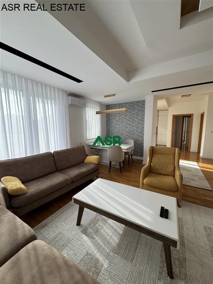 Banesë penthouse 134m2 me qira në lagjen e spitalit 4