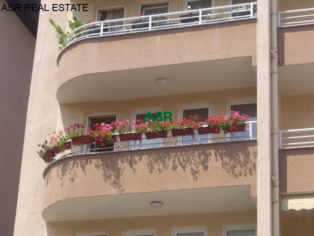 Lëshohet banesa me qira në lagjën qender, mbrapa teatrit