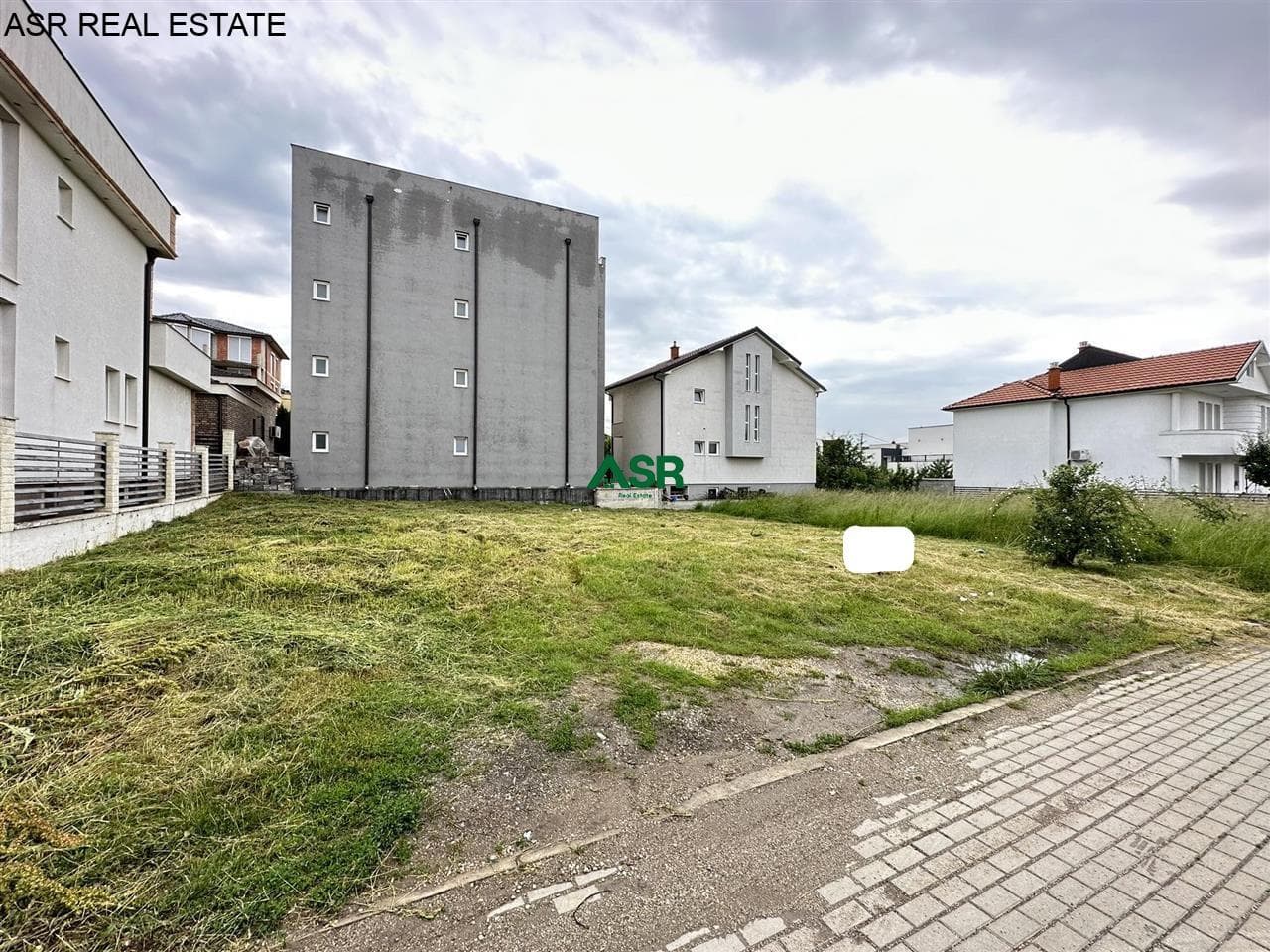 Shitet trualli ne lagjen Qendresa ne Prishtina 4