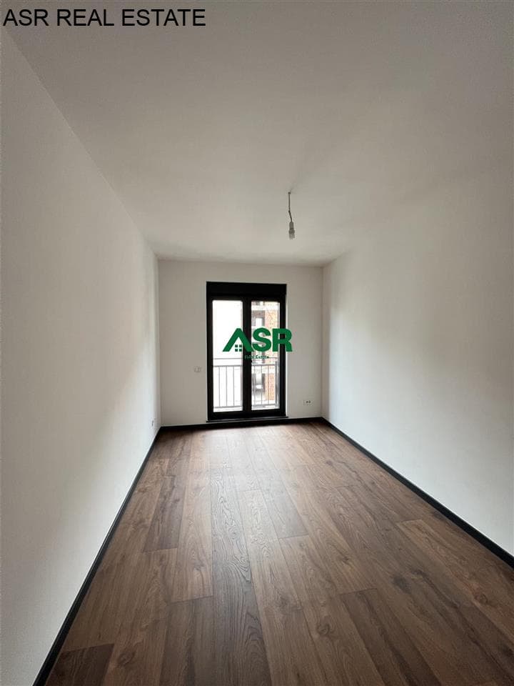 Lëshohet banesa me qira në lagjën Aktash tek “VIP – TOWER”. 2