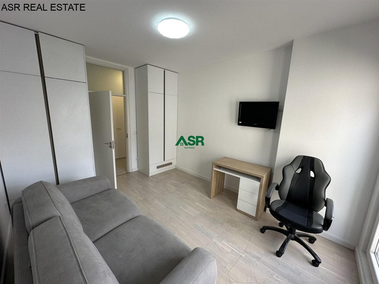 Banesë/zyre 100m2 me qira në rr.B Te Maxi 24 2