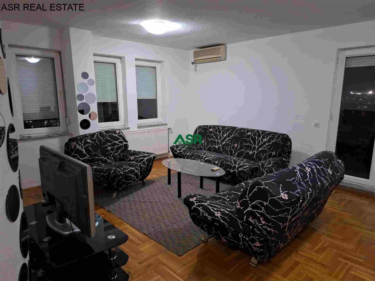Banesë Penthouse 90m2 me qira në Aktash