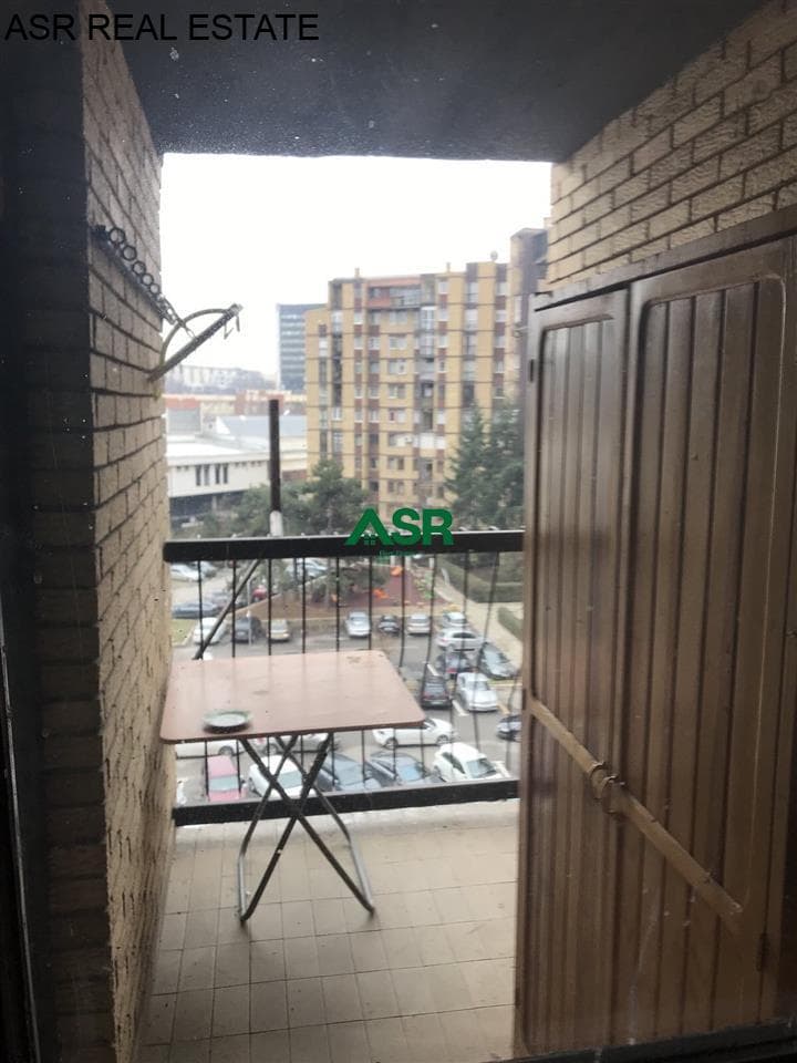 Lëshohet banesa me qira në lagjën Santea ne Prishtine
