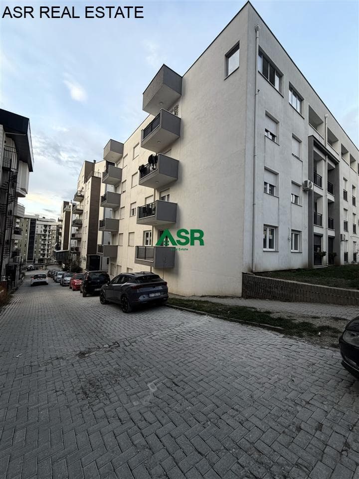#ID:4050 Banesë 90m2 ne #shitje në rr.B, prapa Royal Mall