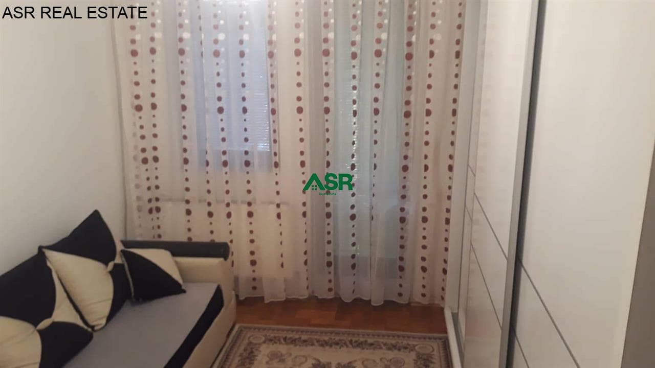 Lëshohet banesa me qira në lagjën e spitalit 2