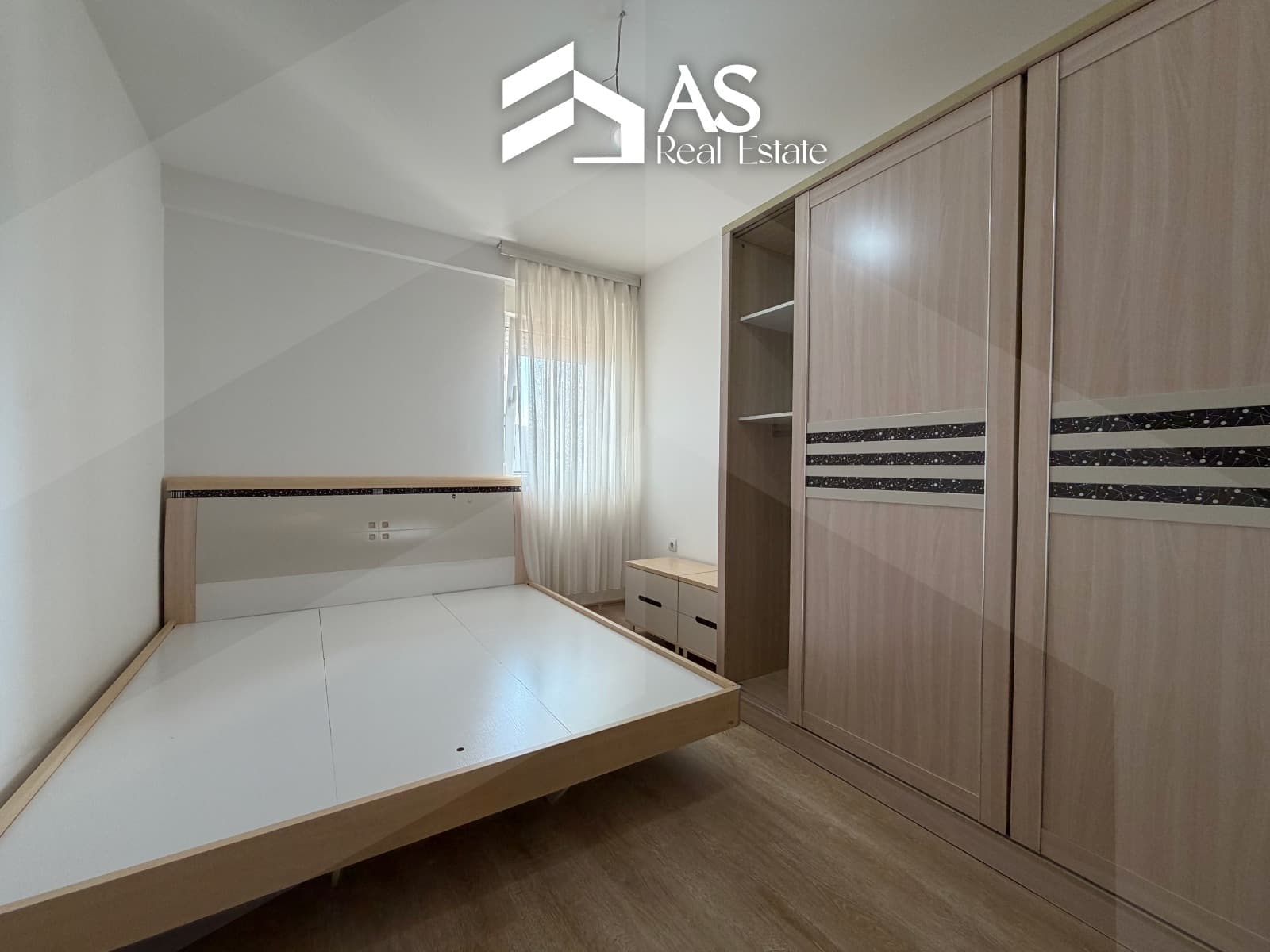 Banesë 58m² me qira te Xhambazt 3