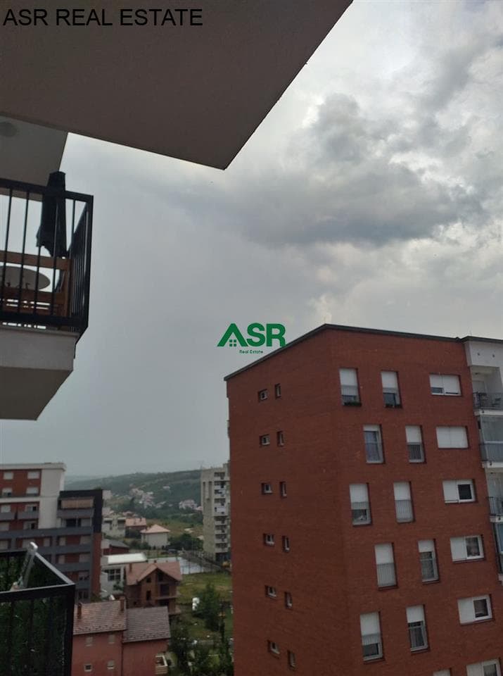 Lëshohet banesa me qera në lagjën e Spitalit