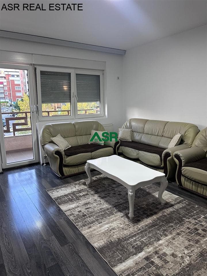 Banesë 60m2 me qira në rr.B
