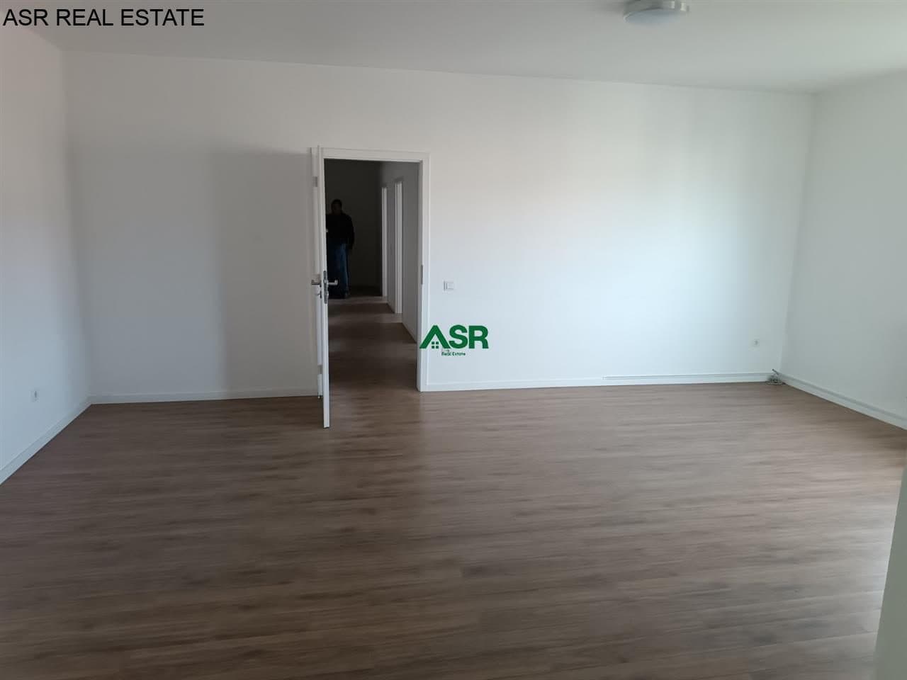 Shitet banesa ne MATI 1 me flete poseduese