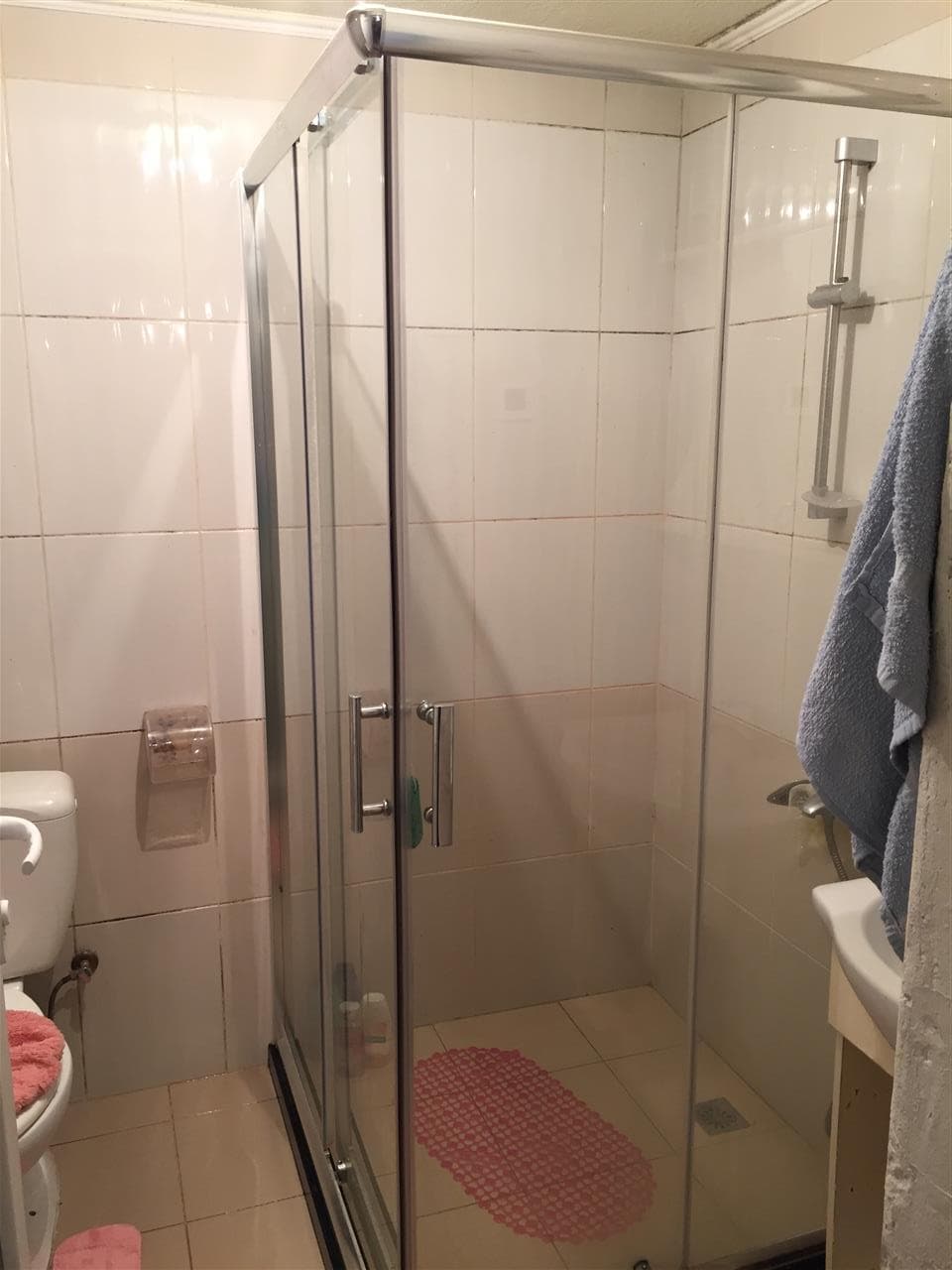 Ofrohet banesa me qira në lagjen Ulpiane