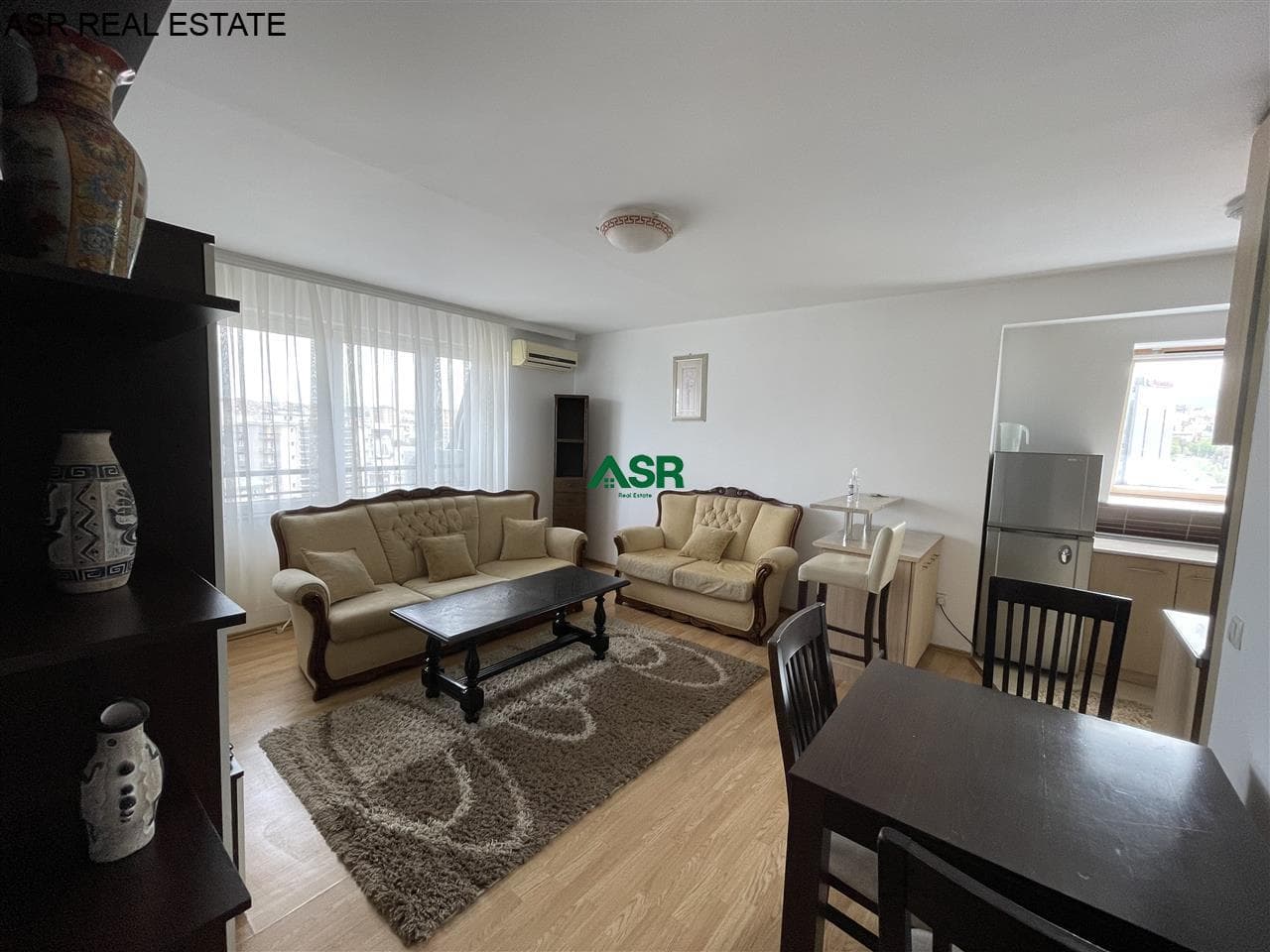 Ofrohet banesa me qira në lagjen Pejton 4