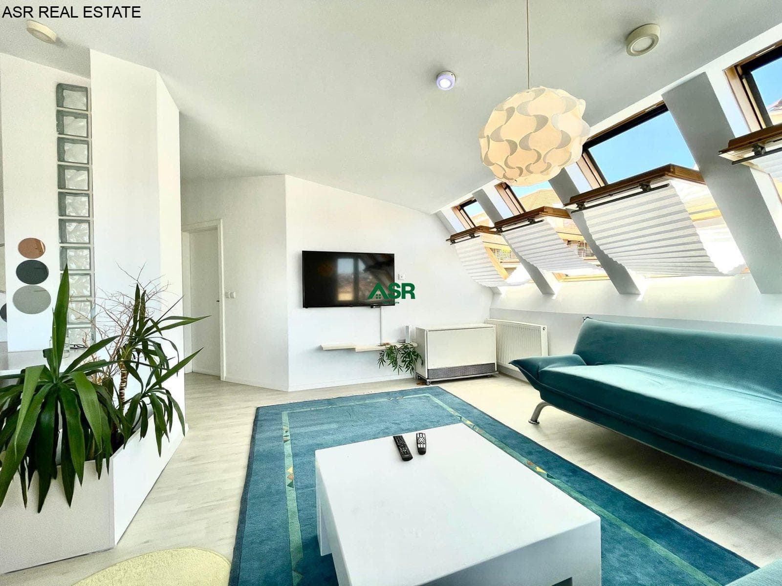 Lëshohet banesa penthouse me qira në lagjën 4 llulla 4