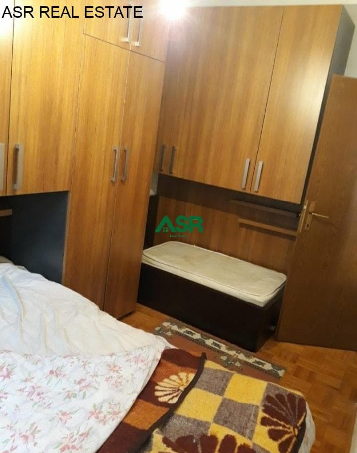 Ofrohet banesa me qira në lagjen qender