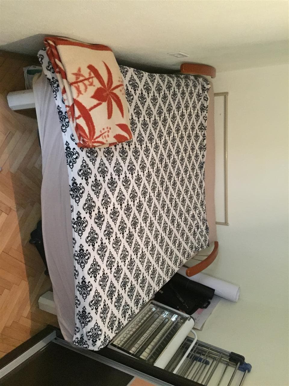 Ofrohet banesa me qira në lagjen Ulpiane 2