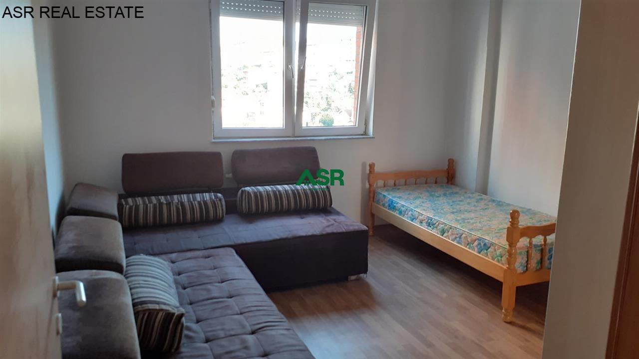 Lëshohet banesa me qira në lagjën Mati 1