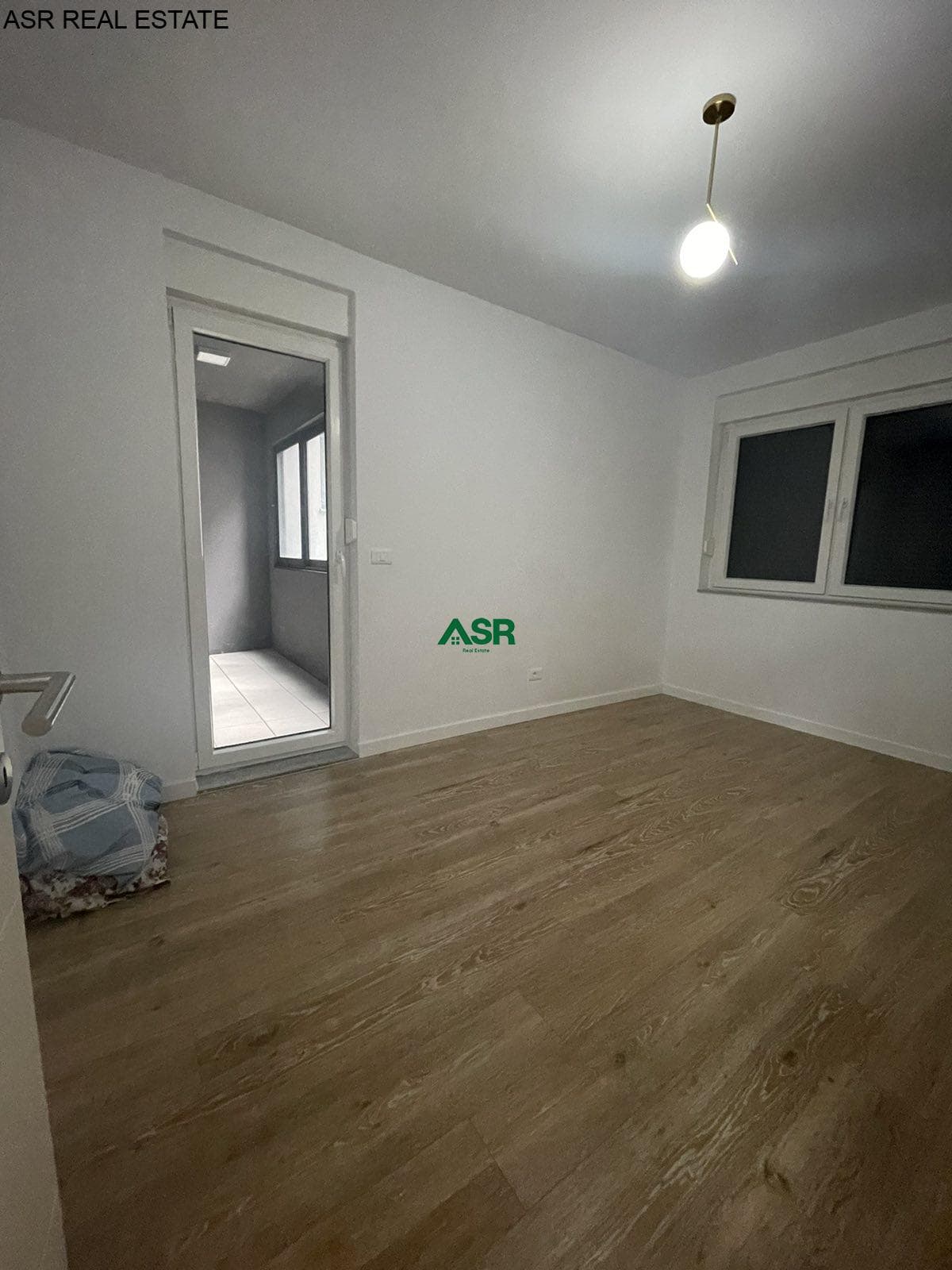 Lëshohet banesa me qira në lagjen Kodrina