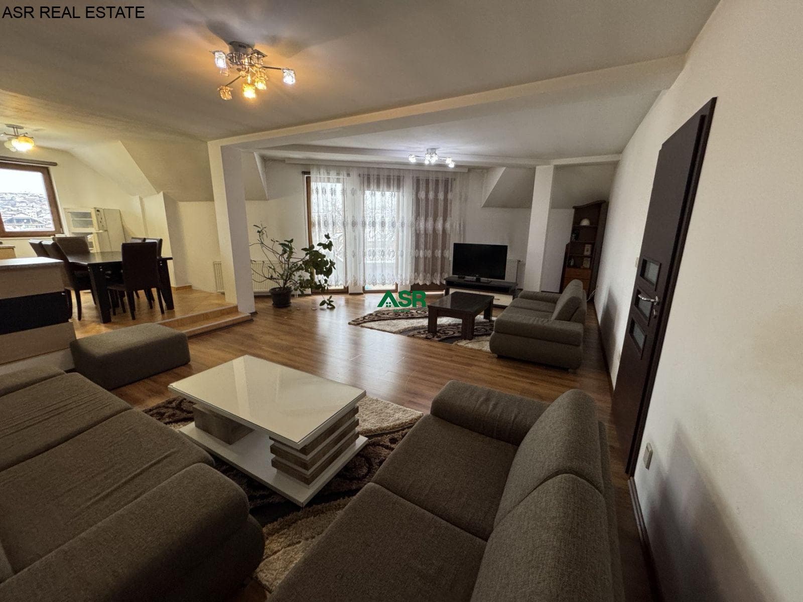 Banesë 125m2 me qira në lagjen Qender 3