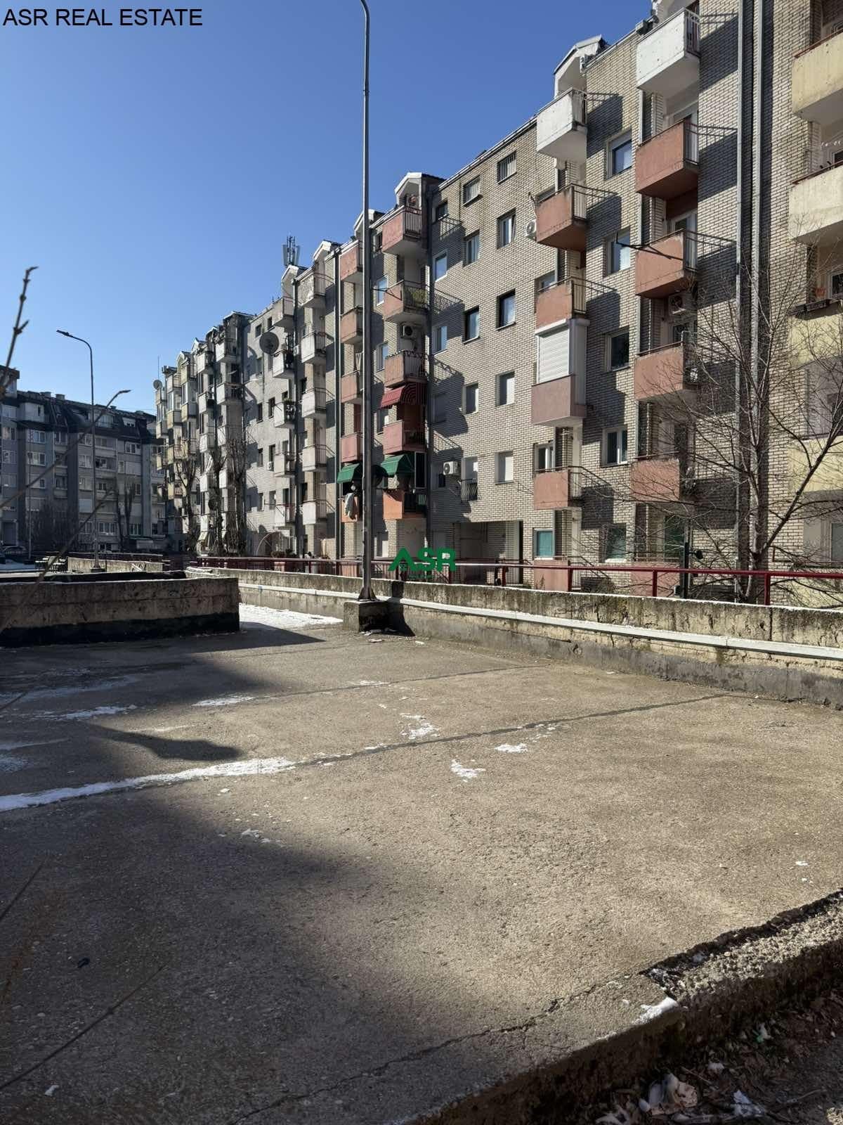 Ofrohet banesa me qira në lagjen Ulpiana 2