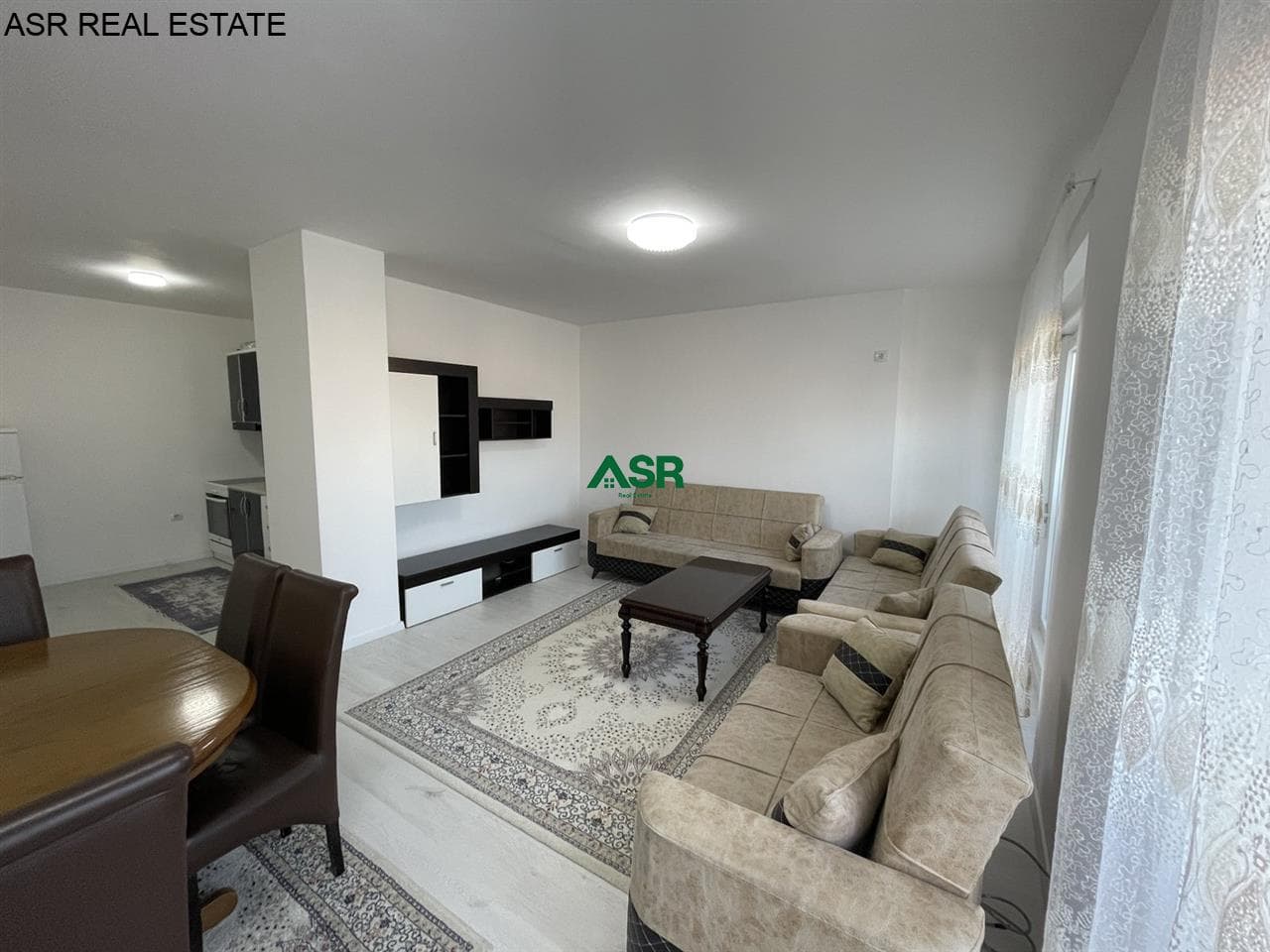 Banesë 70m2 me qira në lagjen Tophane