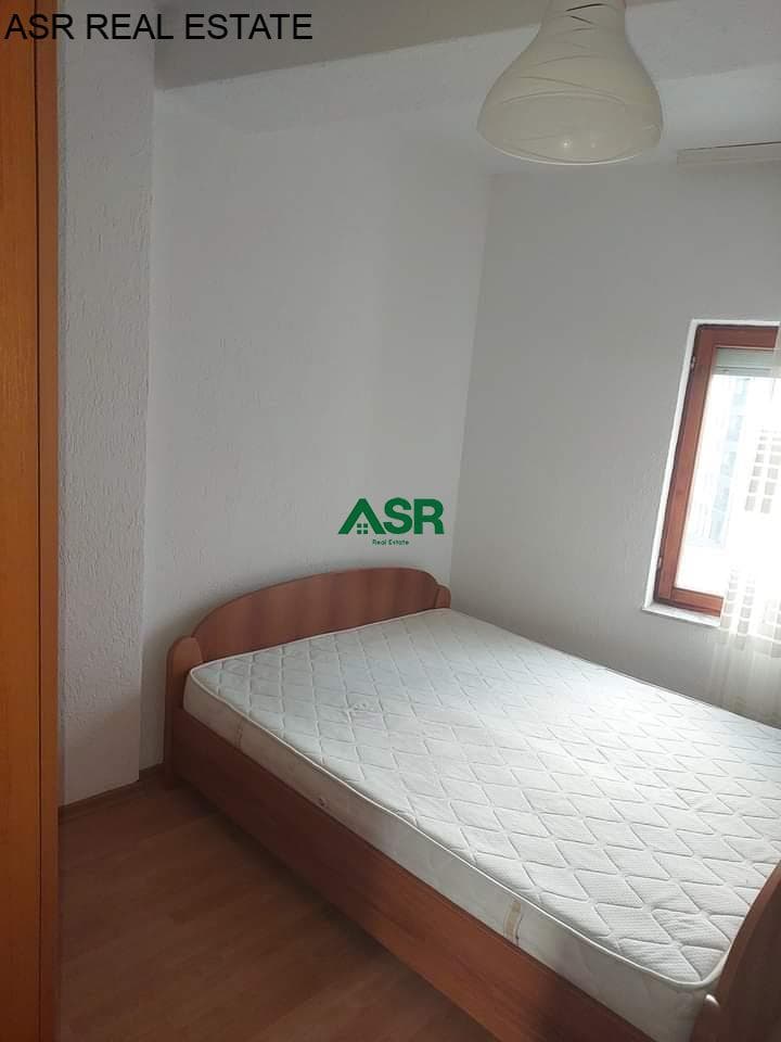 Lëshohet banesa me qira në lagjen qafa 3
