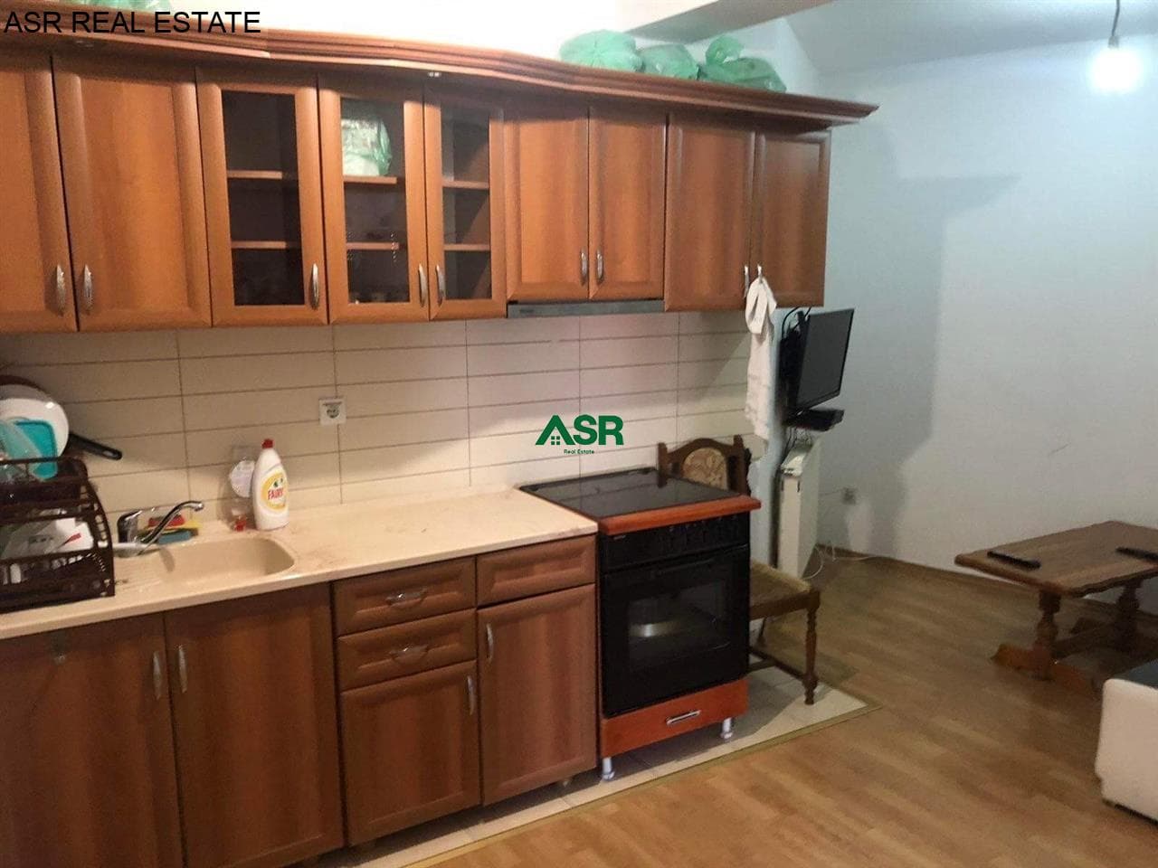 Leshohet banesa e tipit gasoniere me qira ne lagjen Pejton 4