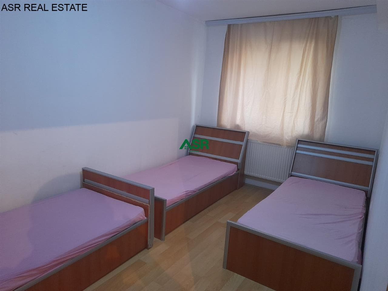 Ofrohet banesa me qira në lagjen rruga B 2