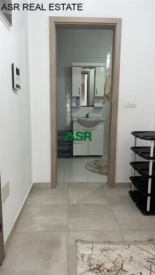 Banesë 86m2 me qira në rrugen C, kompleksi i ri Dino 4
