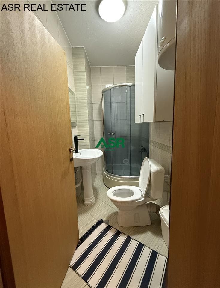 Banesë 67m2 me qira në qender te parku i qytetit 4