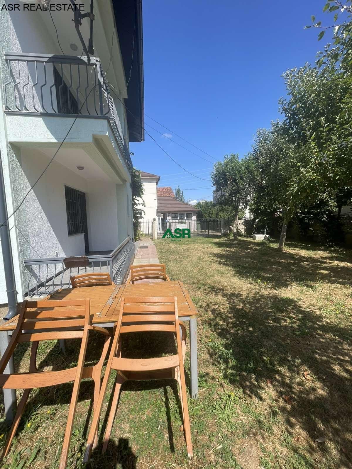 Ofrohet SHTEPIA me QIRA në lagjen SOFALI 2