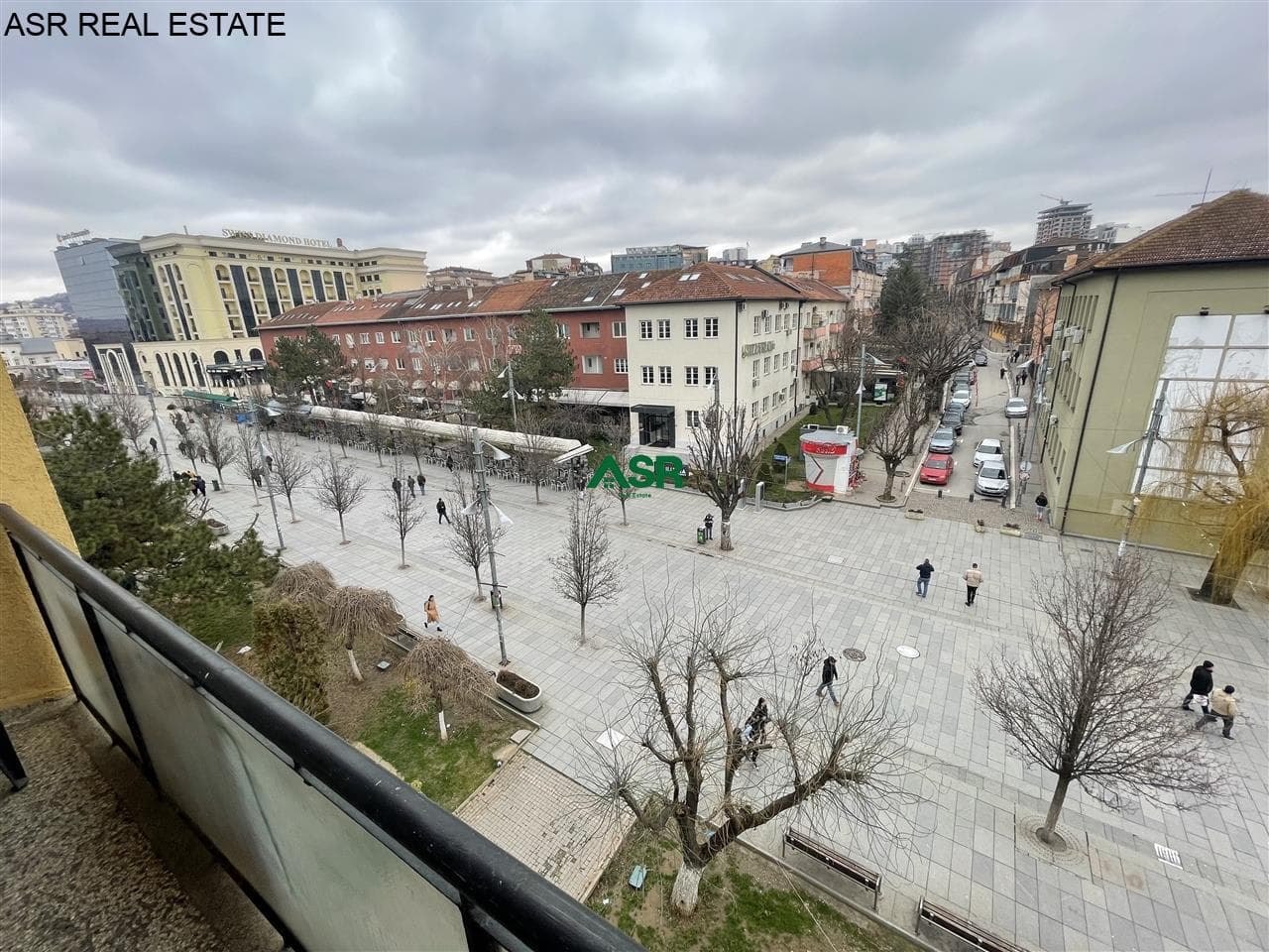 Lëshohet banesa me qira në lagjën Qender 3