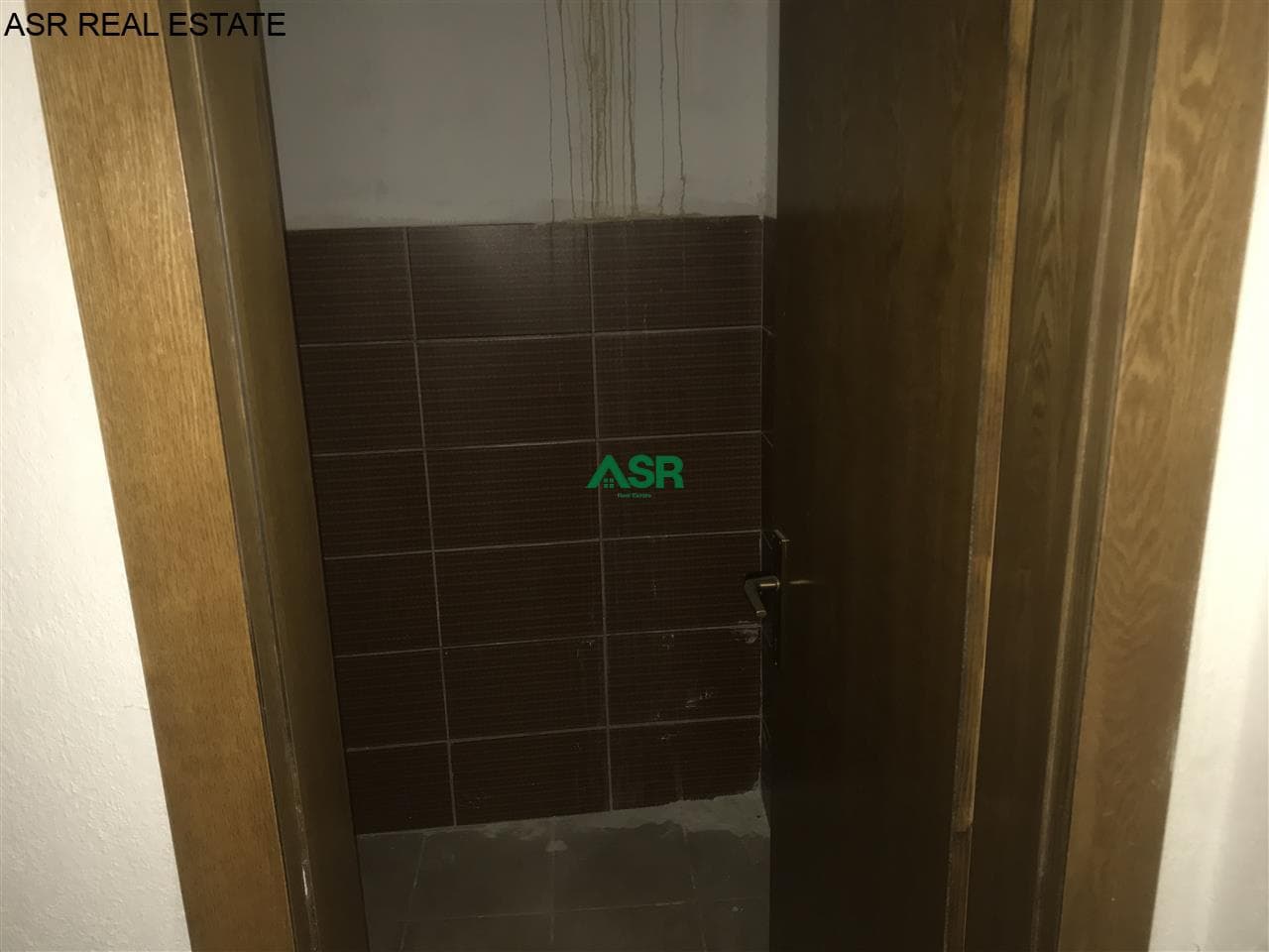 Shitet banesa rruges per germi 4