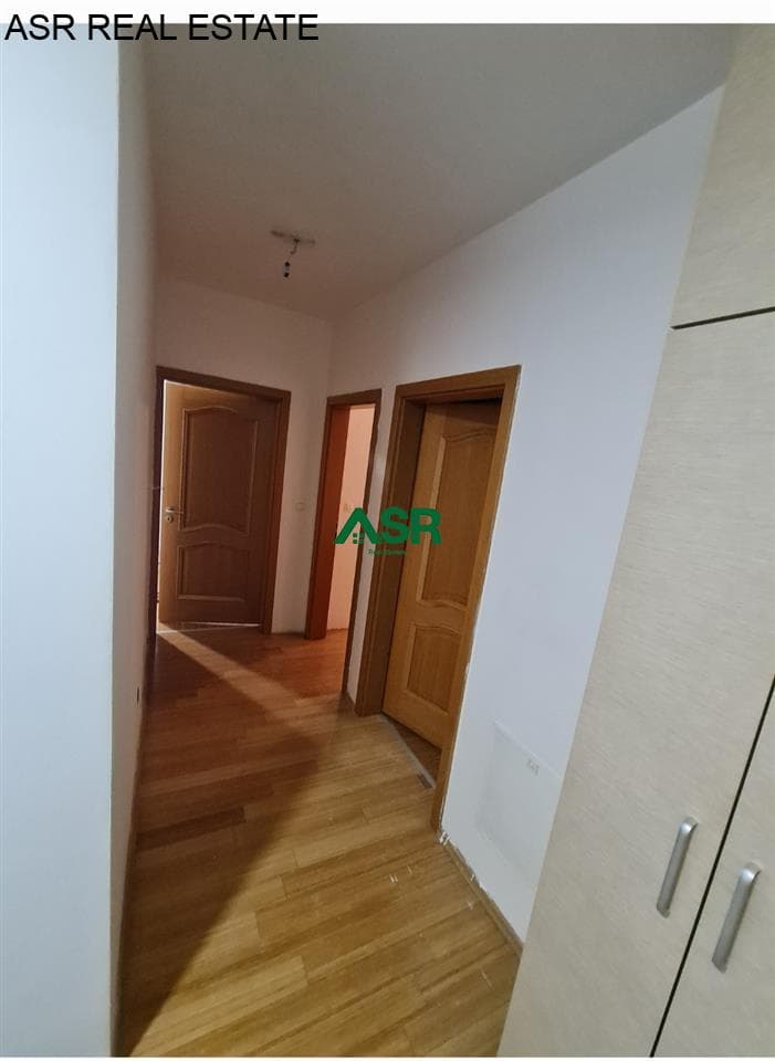 Banesë 75m2 me qira në fillim te rruges B. 3