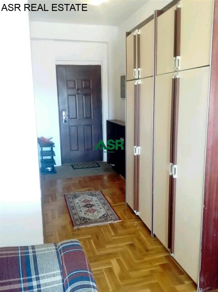Lëshohet banesa me qera në lagjën Emshir 3