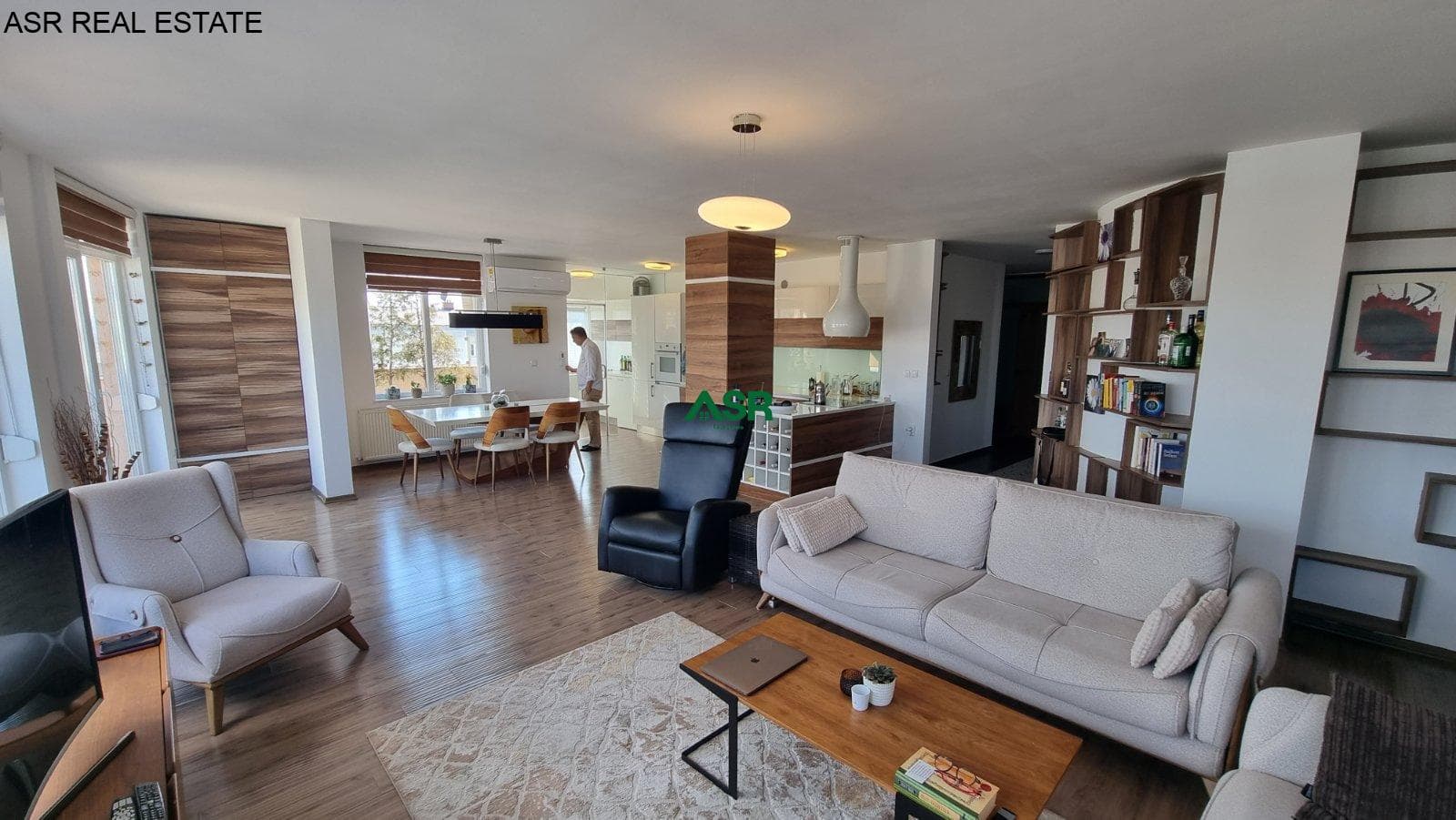 Lëshohet banesa Penthouse me qira në lagjën Arberia 3
