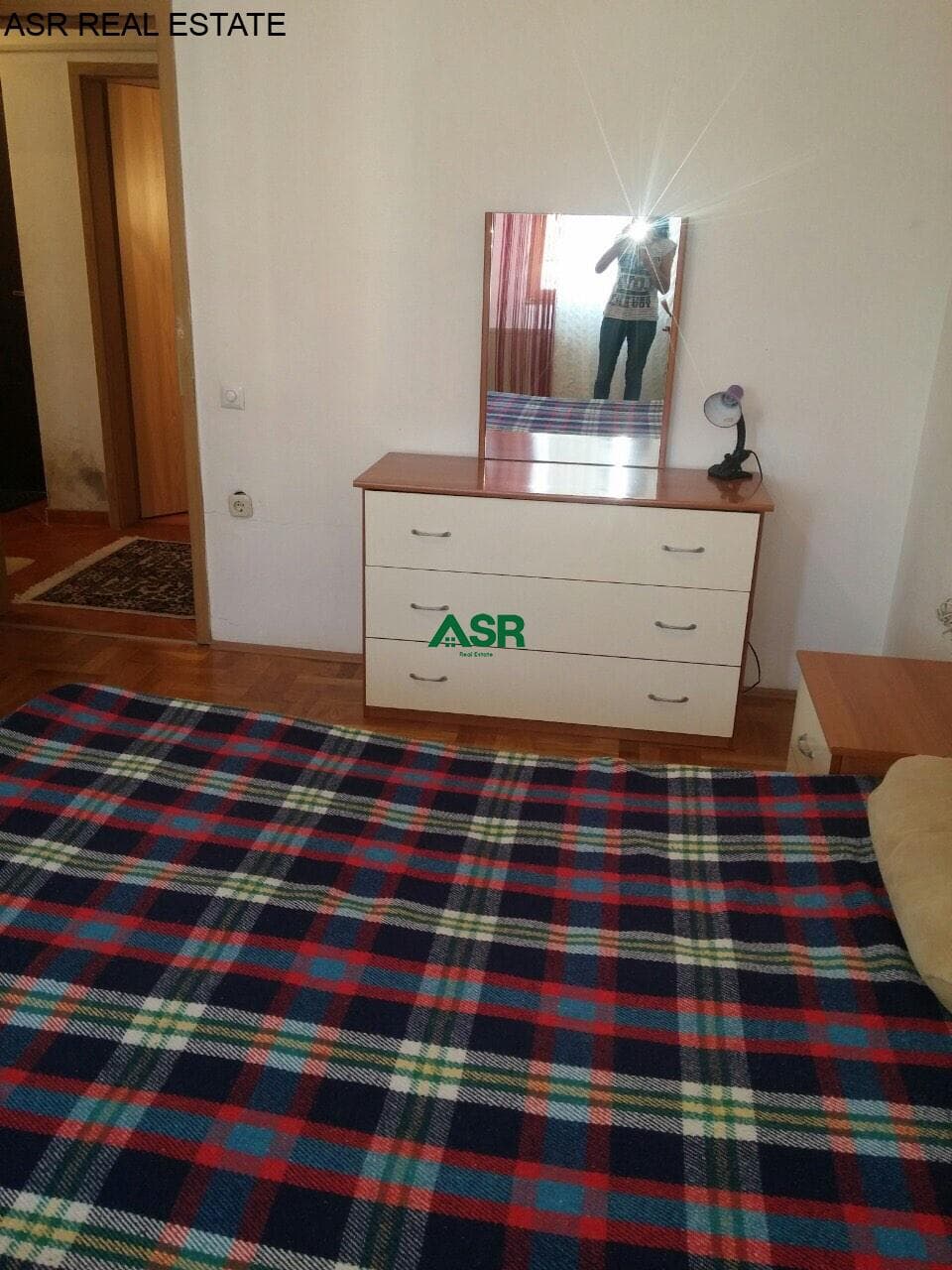 Lëshohet banesa me qera në lagjën e Spitalit 4