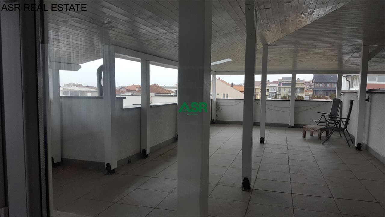 Lëshohet Shtepia me qira / shitje në lagjën Marigona 2