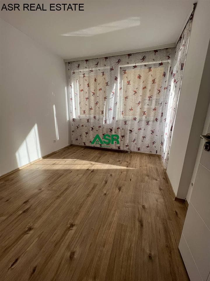 Lëshohet banesa me qera në Fushe Kosove 3