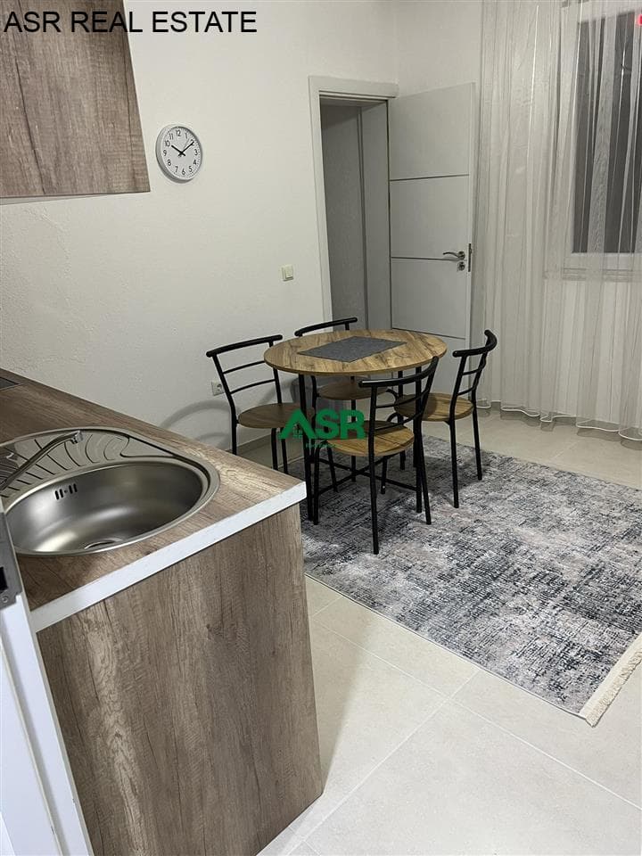 Lëshohet banesa me qira në lagjen Ulpiane 4