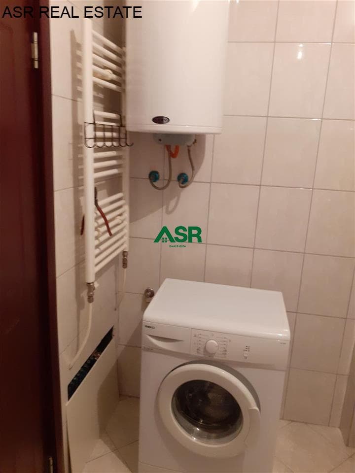 Lëshohet banesa me qira në lagjen Mati 1 3