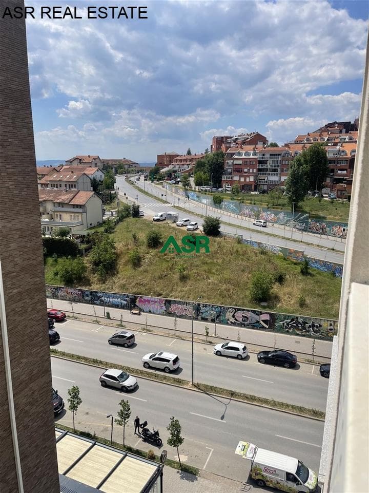 Lëshohet banesa me qira në lagjën rruga B 3