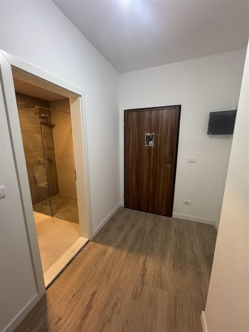 Banesë 60m2 me qira në lagjen Kodrina 2