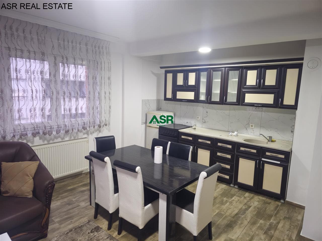 Banesë 94m2 me qira në Bregun e diellit