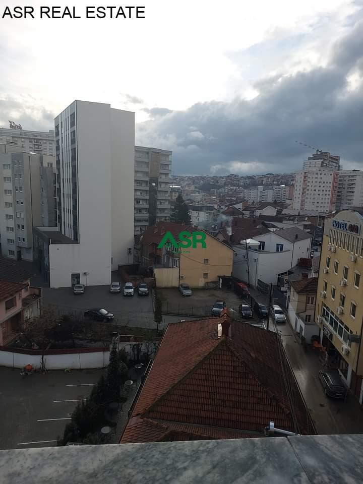 Lëshohet banesa me qira në lagjen qafa