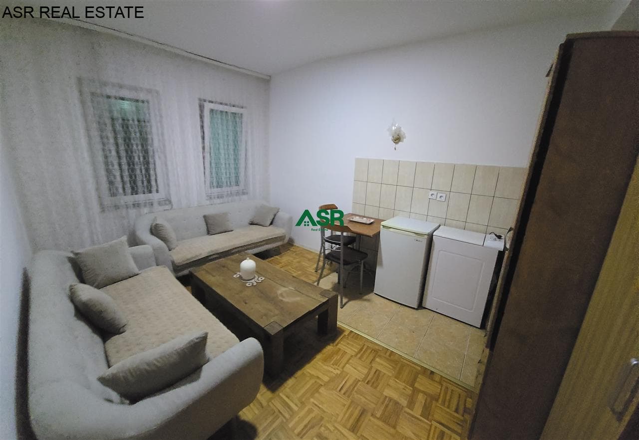 Banesë 40m2 me qira në Bregun e diellit